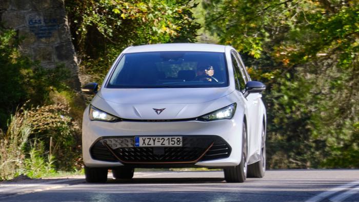 CUPRA Born: Νέες μειωμένες τιμές, με όφελος έως και 2.600 ευρώ 